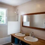 Maison Licorne Marine A 5 Minutes A Pied De La Ocean بيت للعطل *